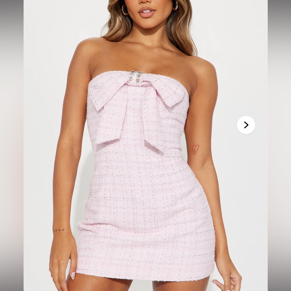 Elegant Pink Strapless Dress